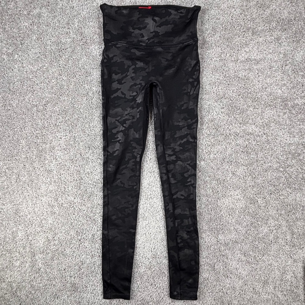 Spanx Faux Leather Camo Leggings Black Camouflage High Waist Small S/P RN112121